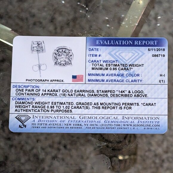 14 KT Whte Gold Earrings with Diamonds, total Est. weight Minimum .95 Carat - Picture 2 of 8